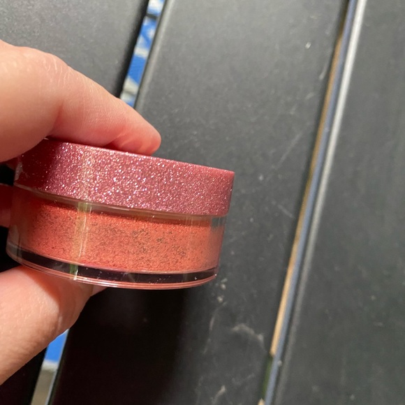 ABH LOOSE HIGHLIGHTER: PEACH FIZZ - Picture 6 of 16